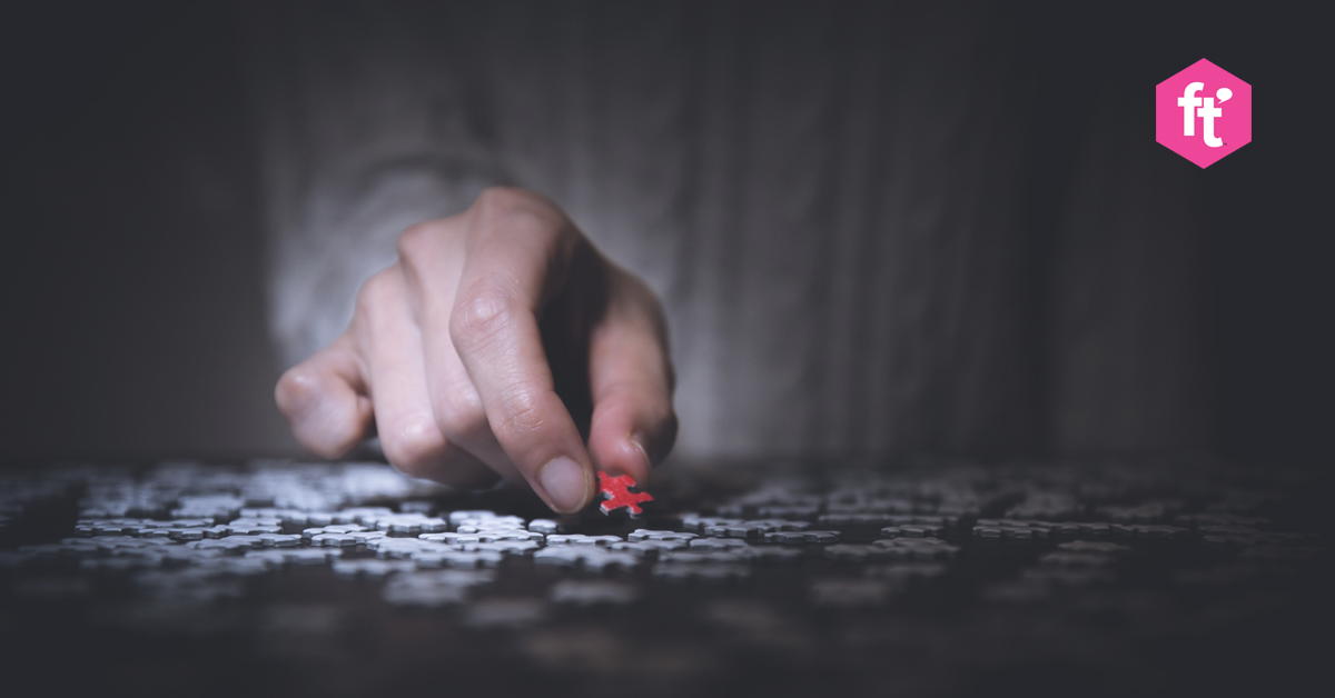 puzzle-with-hand